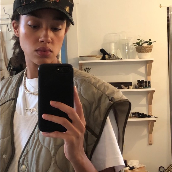 Meet your Poshers at ReWorn - Picture 6 of 13